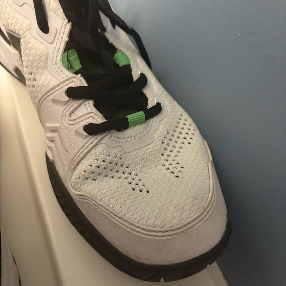 Vibram White and Black Athletic Shoes - Picture 4 of 7